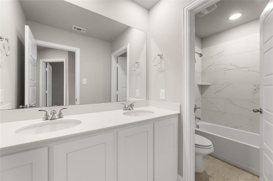 Furnished interior view inside a new home in Timber Ridge, Corinth (Image 14).