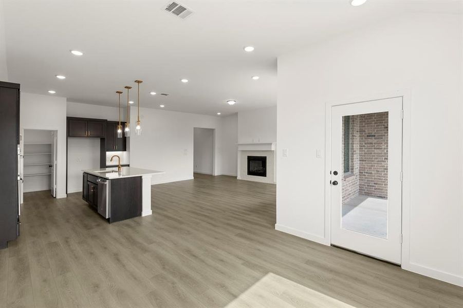 17. 1924 Wishon - Dining (2)