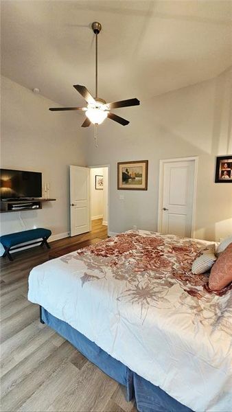 Furnished interior view inside a new home in , Homer (Image 13).