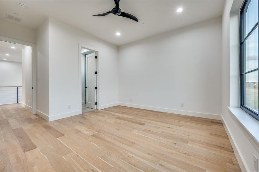 Spacious, unfurnished interior of a new home in , Frisco (Image 20). Spacious, unfurnished interior of a new home in , Frisco (Image 20).