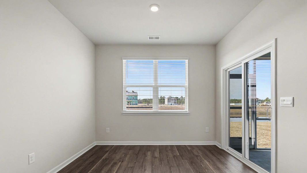 Spacious, unfurnished interior of a new home in Preserve at Cypress Commons, Conway (Image 6).