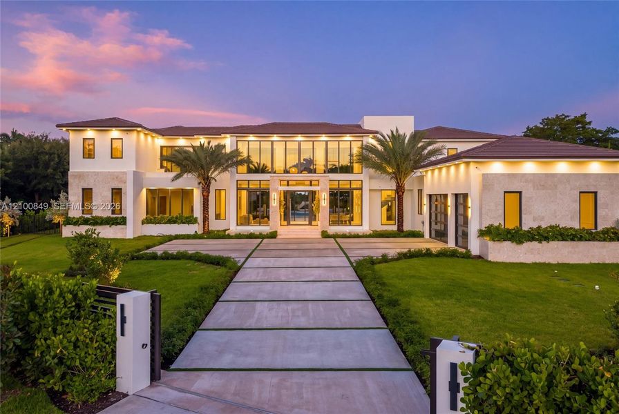 Front exterior of a new home in , Palmetto Bay, FL, highlighting curb appeal (Image 23).