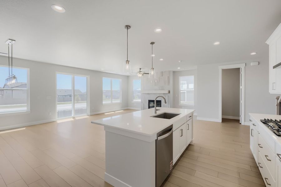 7935 Schoolhouse - Kitchen