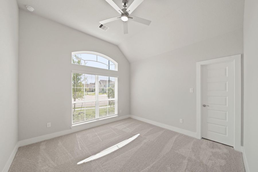 Spacious, unfurnished interior of a new home in Beacon Hill, Waller (Image 18). Spacious, unfurnished interior of a new home in Beacon Hill, Waller (Image 18).