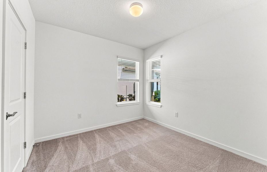 Spacious, unfurnished interior of a new home in Twisted Oaks, Wildwood (Image 16).