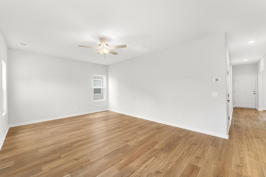 Spacious, unfurnished interior of a new home in Mayfair Village, Spartanburg (Image 15). Spacious, unfurnished interior of a new home in Mayfair Village, Spartanburg (Image 15).