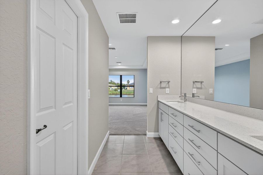 Furnished interior view inside a new home in , Fort Pierce (Image 8).