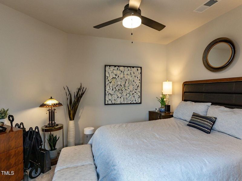 016-1280x960-main-bedroom 016-1280x960-main-bedroom