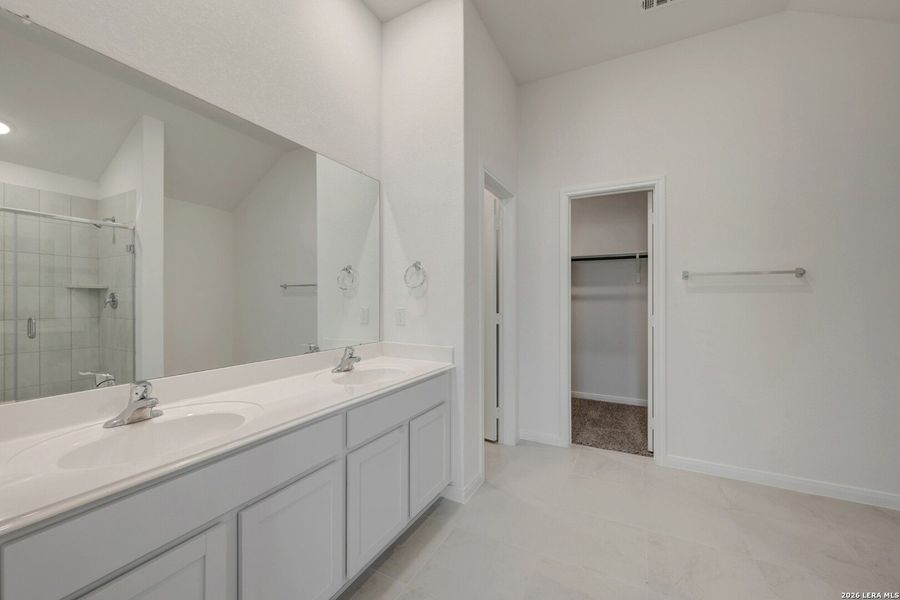 Furnished interior view inside a new home in Greenspoint Heights, Seguin (Image 10).