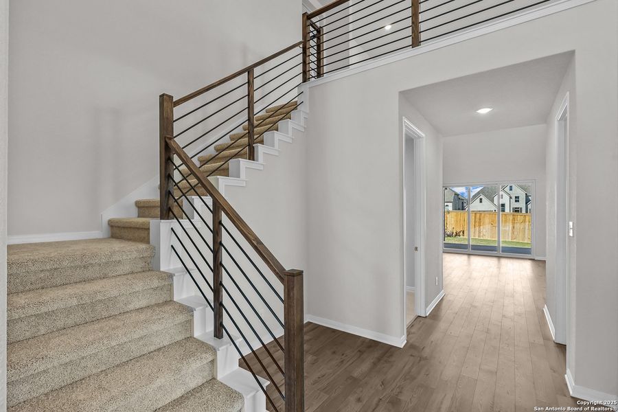 Spacious, unfurnished interior of a new home in Mayfair 60', New Braunfels (Image 21).
