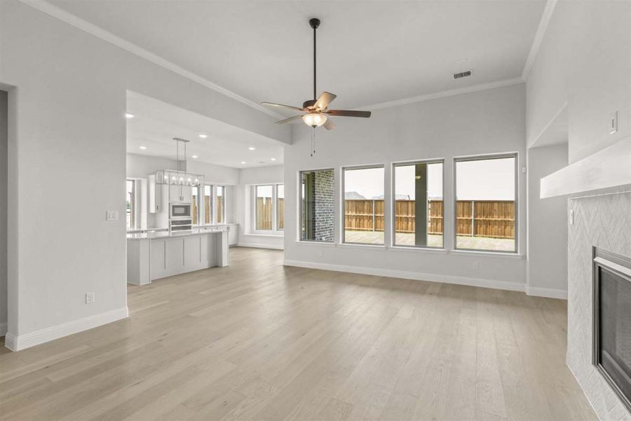 Spacious, unfurnished interior of a new home in Nelson Lake, Rockwall (Image 14).
