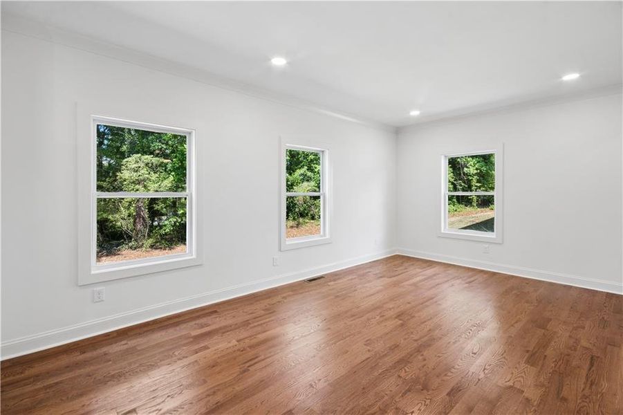 Spacious, unfurnished interior of a new home in , Decatur (Image 14).