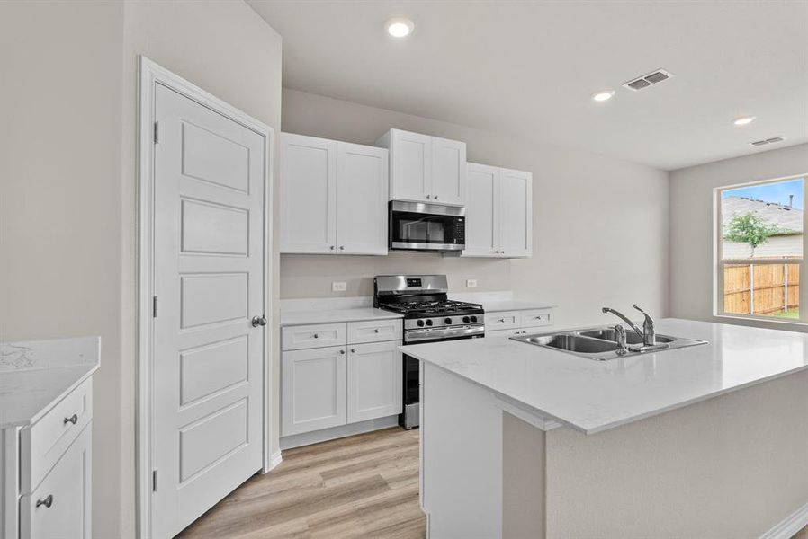 Furnished interior view inside a new home in Highlands at Chapel Creek, Fort Worth (Image 10).