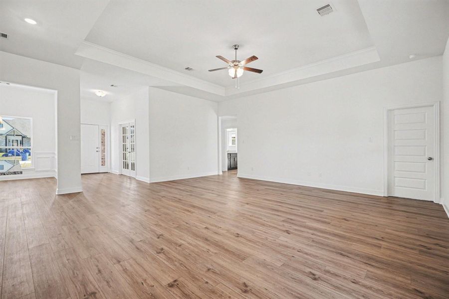 Spacious, unfurnished interior of a new home in , Angleton (Image 10). Spacious, unfurnished interior of a new home in , Angleton (Image 10).