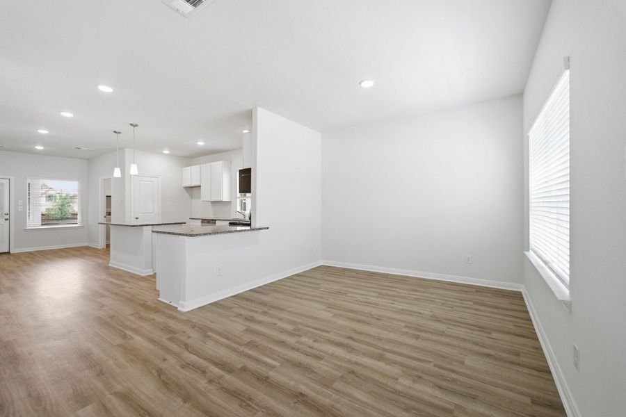 Spacious, unfurnished interior of a new home in La Terra, Celina (Image 23). Spacious, unfurnished interior of a new home in La Terra, Celina (Image 23).