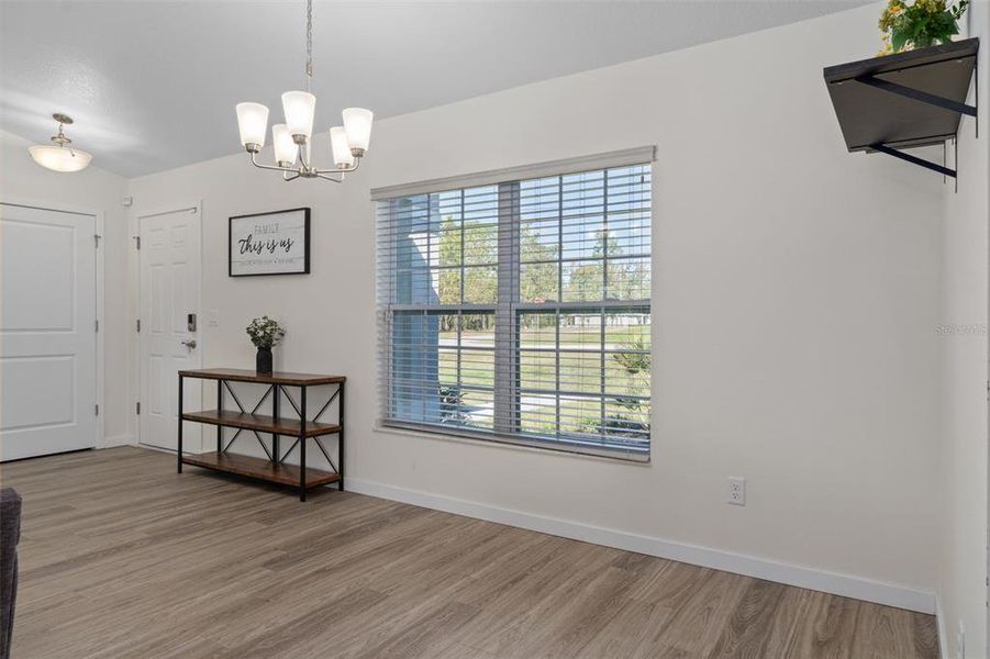 Spacious, unfurnished interior of a new home in , Weeki Wachee (Image 20).