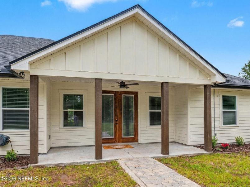 Exterior details and patio area of a home in , Callahan (Image 35).