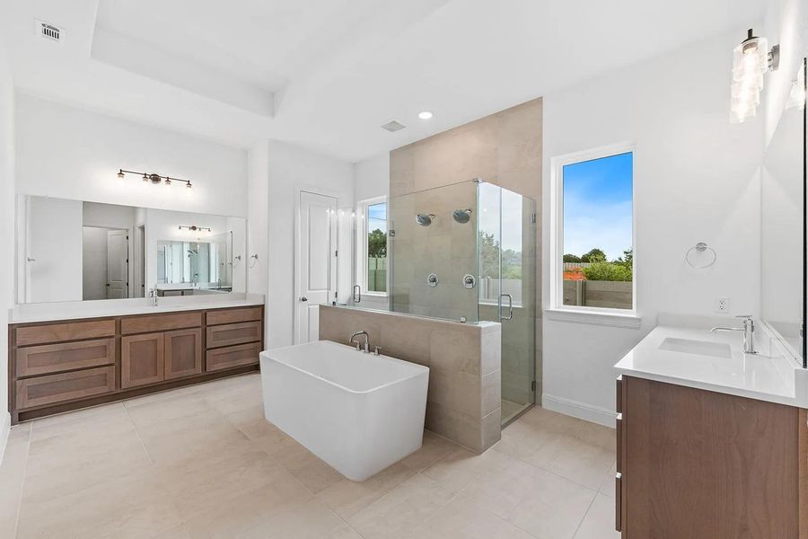 Furnished interior view inside a new home in Wolf Ranch West Bend - 70', Georgetown (Image 15).