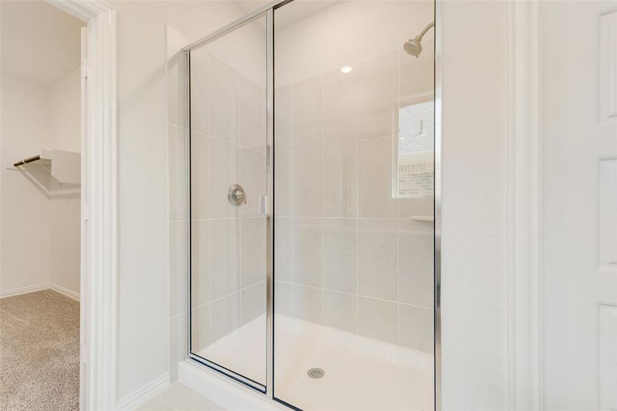 Furnished interior view inside a new home in Walden Pond, Forney (Image 10).