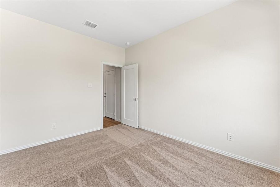 Spacious, unfurnished interior of a new home in , Waco (Image 22).