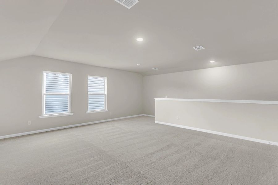 Spacious, unfurnished interior of a new home in Watson Hill, Summerville (Image 24).