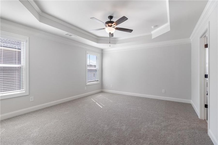 Spacious, unfurnished interior of a new home in Calgary Downs, Winder (Image 34).