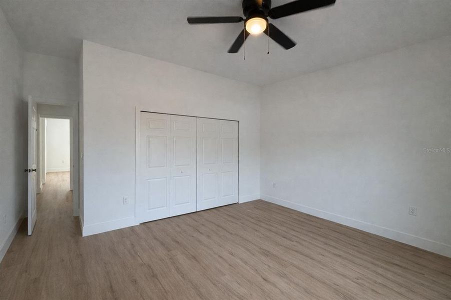 Spacious, unfurnished interior of a new home in , Citrus Springs (Image 20).