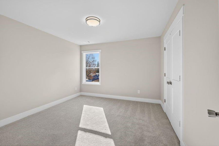Spacious, unfurnished interior of a new home in , Flowery Branch (Image 36).