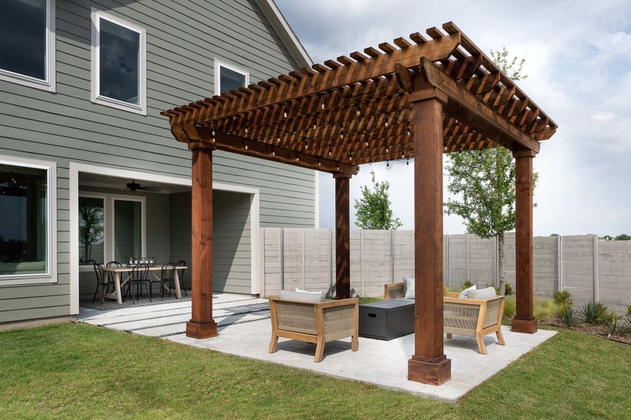 Representative exterior details of a home built from the Victoria by Tri Pointe Homes in Painted Tree, McKinney (Image 4).