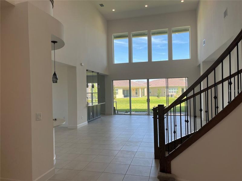Spacious, unfurnished interior of a new home in , Wesley Chapel (Image 19).
