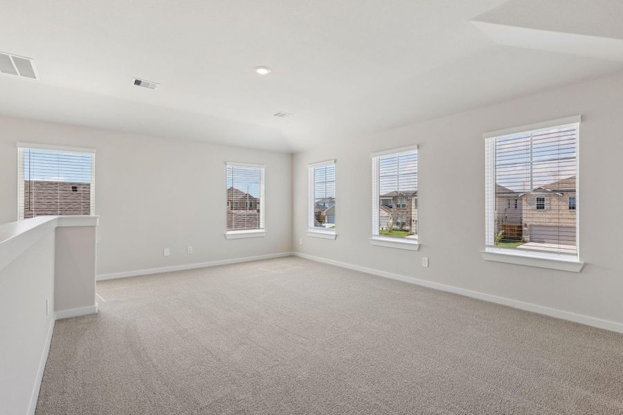 Spacious, unfurnished interior of a new home in Landing Meadows - Premier Series, New Caney (Image 20). Spacious, unfurnished interior of a new home in Landing Meadows - Premier Series, New Caney (Image 20).