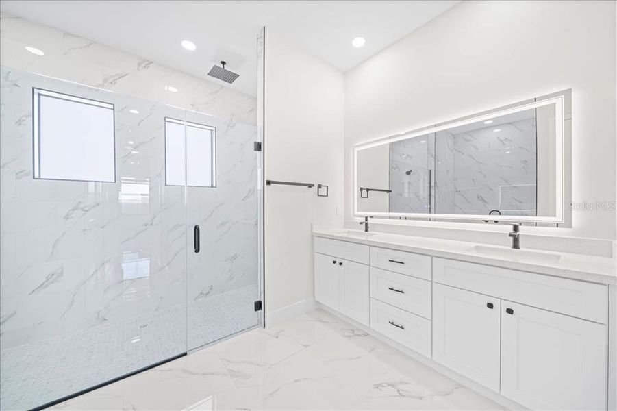 Furnished interior view inside a new home in , Cape Coral (Image 10).