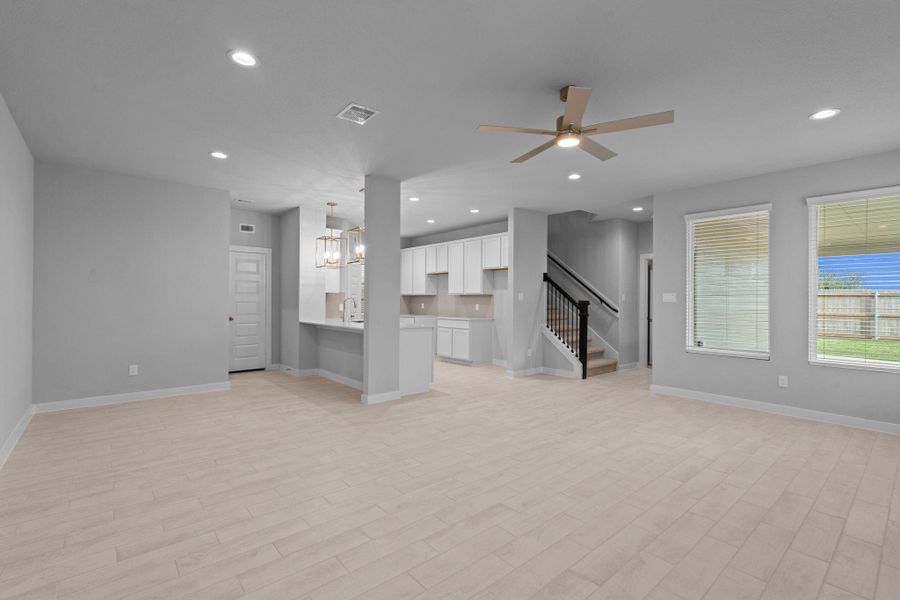Spacious, unfurnished interior of a new home in Grand Oaks Village, Houston (Image 18). Spacious, unfurnished interior of a new home in Grand Oaks Village, Houston (Image 18).