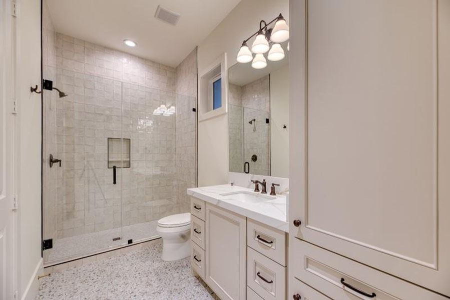 Ensuite Bath in each room