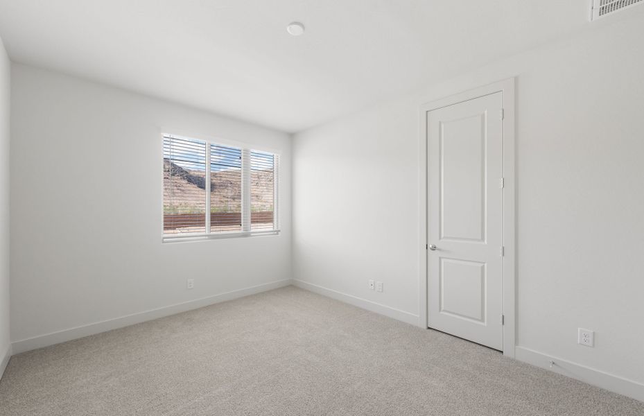 Spacious, unfurnished interior of a new home in Upper Canyon, Phoenix (Image 22). Spacious, unfurnished interior of a new home in Upper Canyon, Phoenix (Image 22).