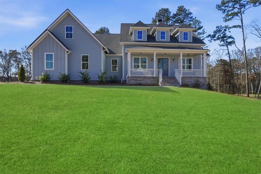 Exterior details and patio area of a home in Old Town Estates, Dacula (Image 34).