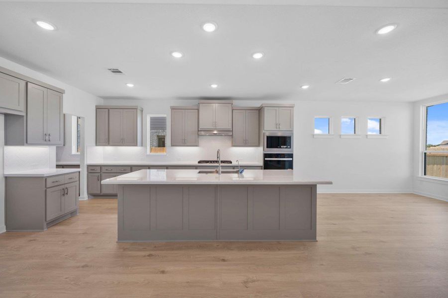 Gorgeous Open Concept Kitchen Gorgeous Open Concept Kitchen