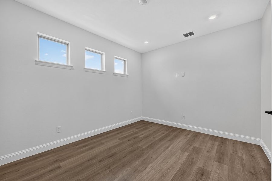 Spacious, unfurnished interior of a new home in The Ranch at Uptown Celina, Celina (Image 26).
