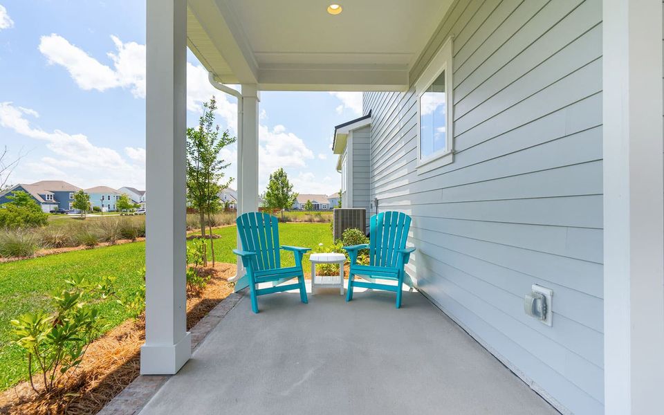 Exterior details and patio area of a home in Nexton, Summerville (Image 25).