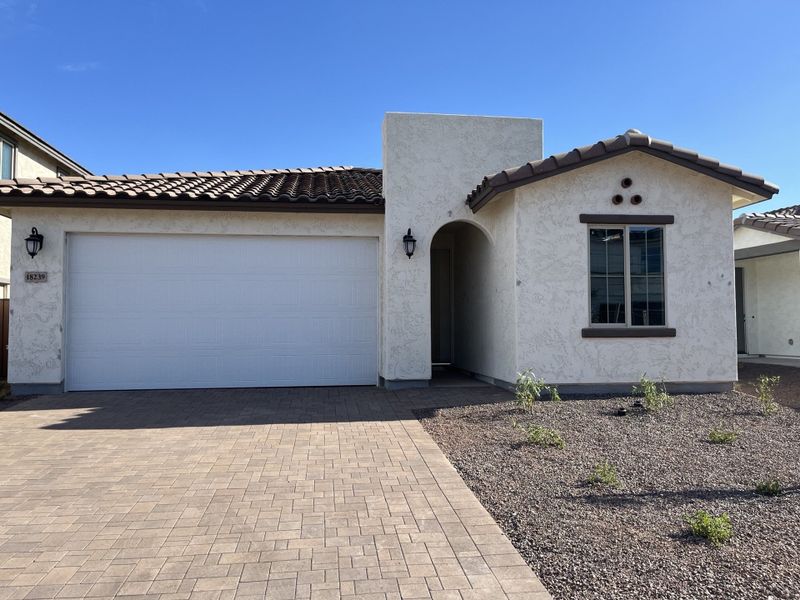 Lot 14 | Perrine | Valencia at Citrus Park | New Homes in Goodyear, AZ | Landsea Homes