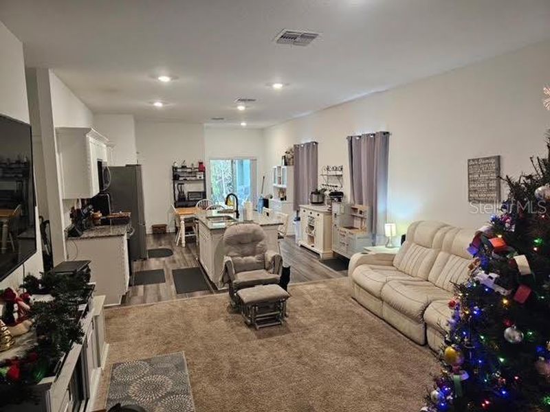 Furnished interior view inside a new home in Summerwoods, Parrish (Image 3). Furnished interior view inside a new home in Summerwoods, Parrish (Image 3).