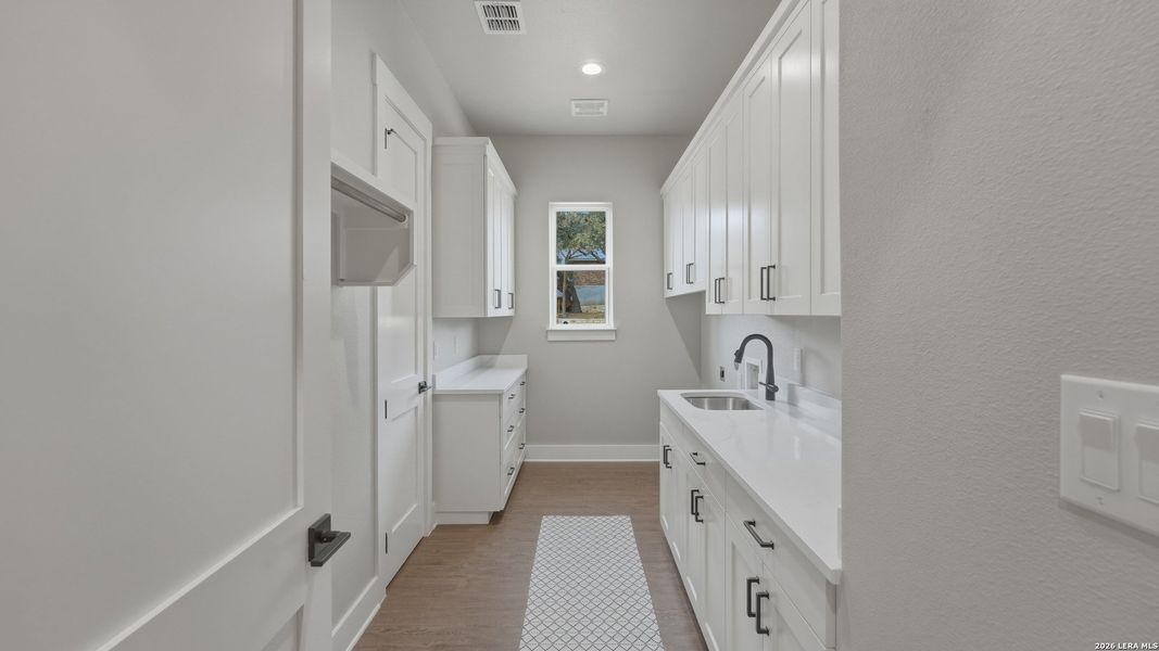 Furnished interior view inside a new home in , New Braunfels (Image 19). Furnished interior view inside a new home in , New Braunfels (Image 19).