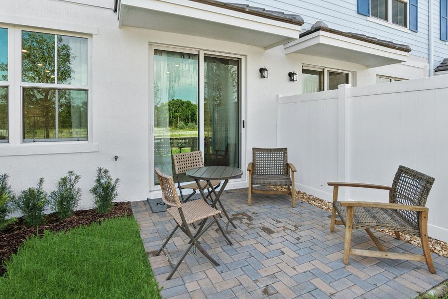 (Some or all of photography is of model home and not necessarily indicative of available home). (Some or all of photography is of model home and not necessarily indicative of available home).