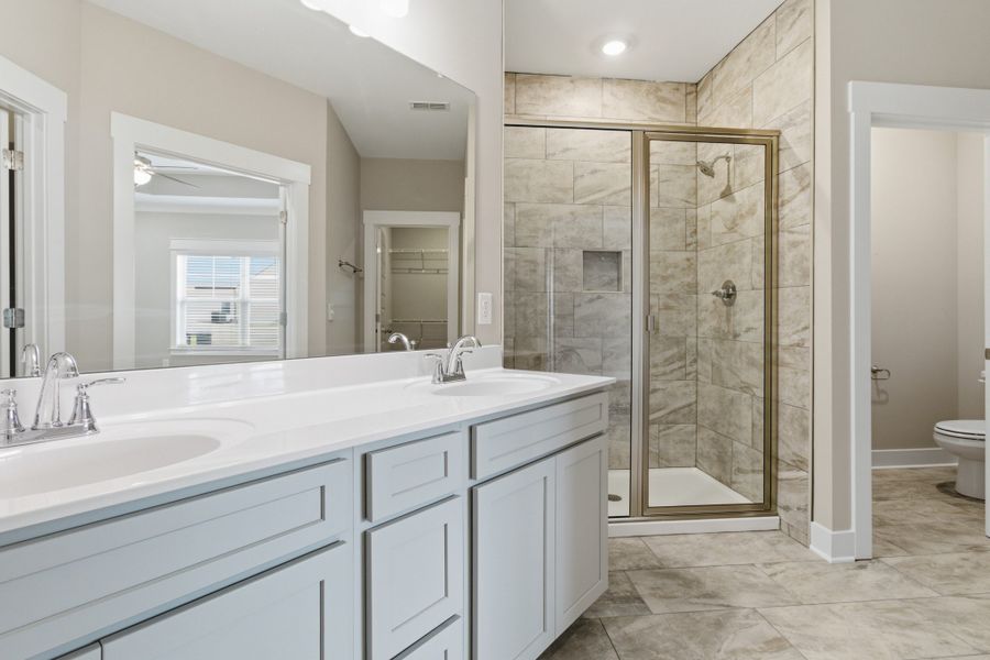 Furnished interior view inside a new home in Veterans Cove, Murfreesboro (Image 15).