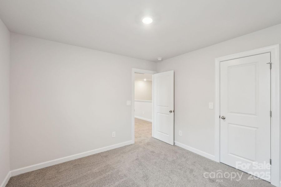 Photo is not of the actual home but is an inspirational photo of builder’s model home and may depict options, furnishings, and/or decorator features that are not included. Photo is not of the actual home but is an inspirational photo of builder’s model home and may depict options, furnishings, and/or decorator features that are not included.