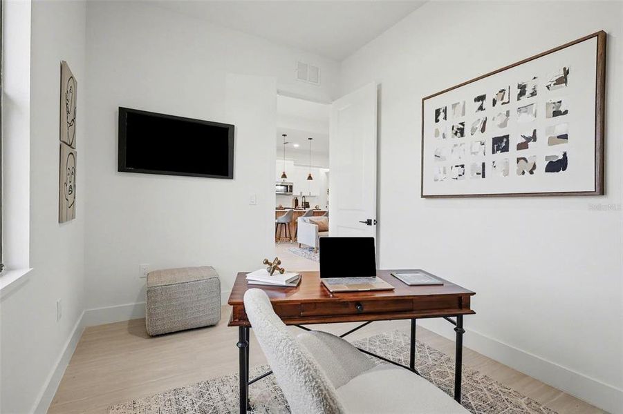 Furnished interior view inside a new home in , Cape Coral (Image 15).