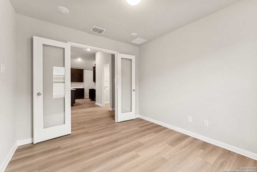 Spacious, unfurnished interior of a new home in Agave, San Antonio (Image 26). Spacious, unfurnished interior of a new home in Agave, San Antonio (Image 26).