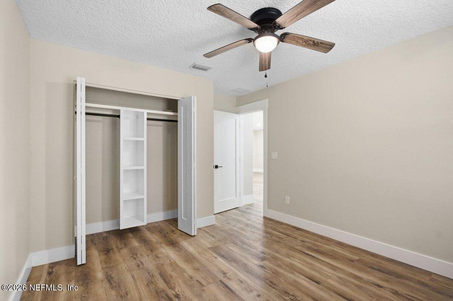 Spacious, unfurnished interior of a new home in , Jacksonville (Image 35).