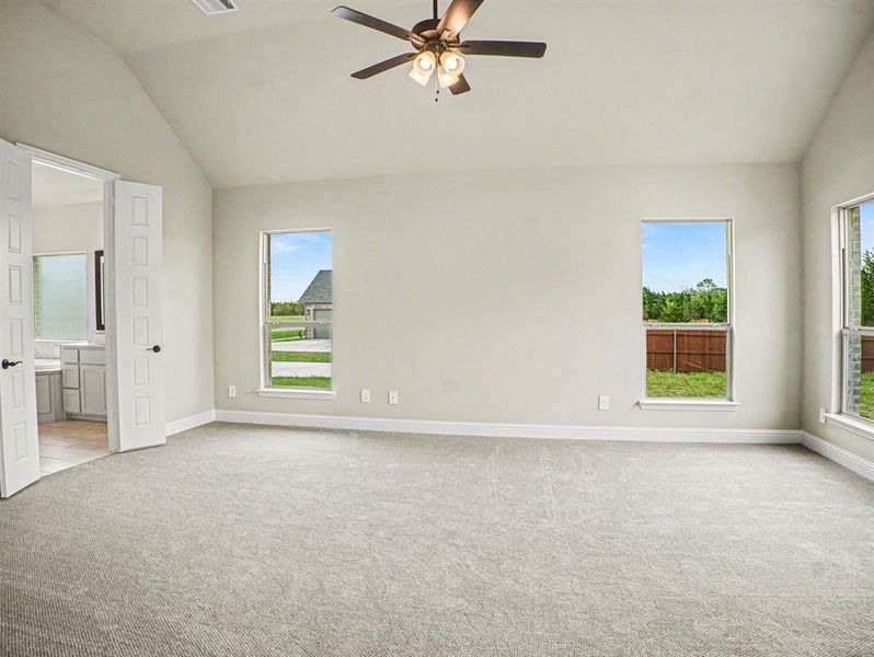 Spacious, unfurnished interior of a new home in Sagebrush Addition, Midlothian (Image 25). Spacious, unfurnished interior of a new home in Sagebrush Addition, Midlothian (Image 25).