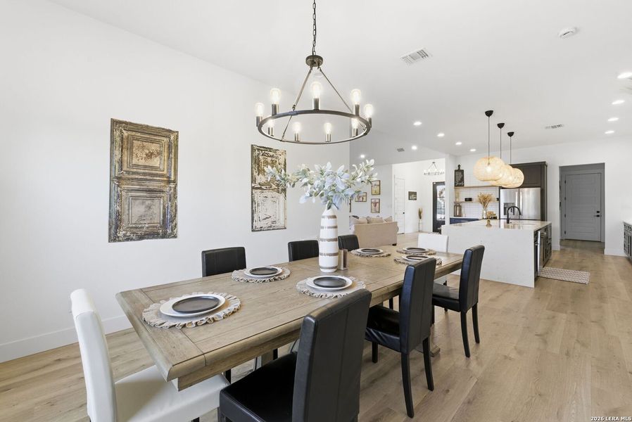 Furnished interior view inside a new home in , Bandera (Image 17).